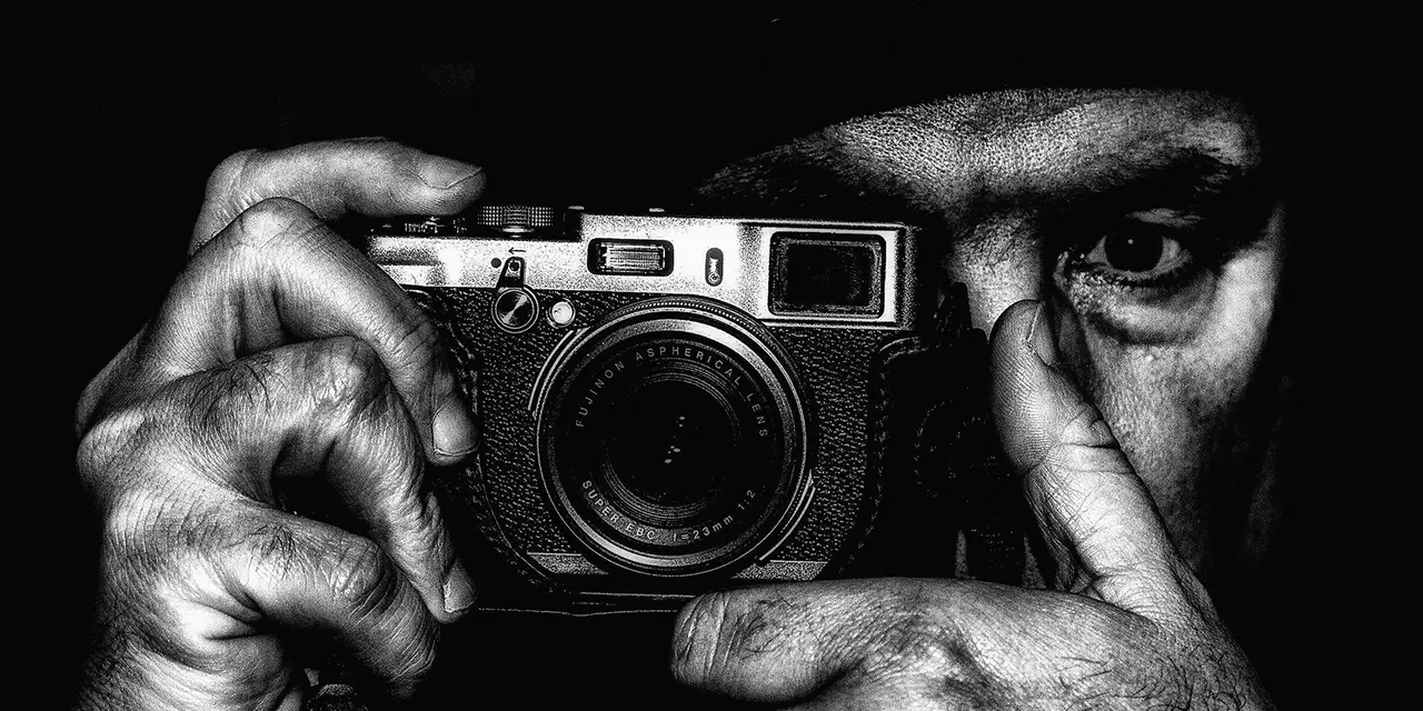 B&W image of Pete